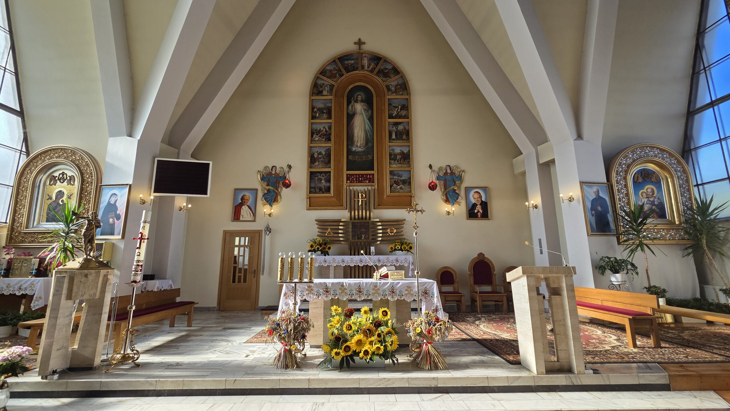 Parafia Podłopień