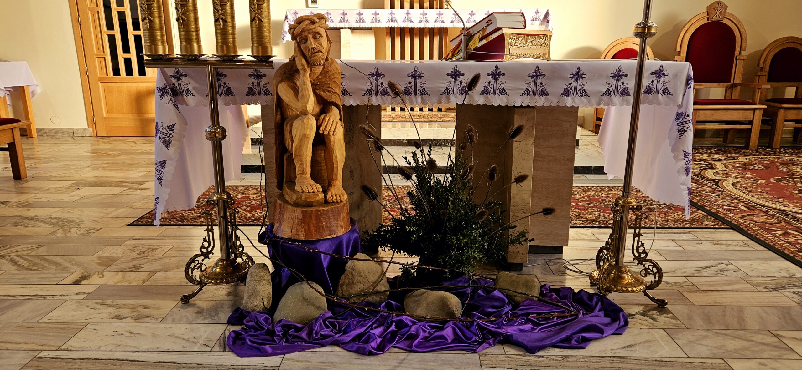 Parafia pod wezwaniem Miłosierdzia Bożego w Podłopieniu 